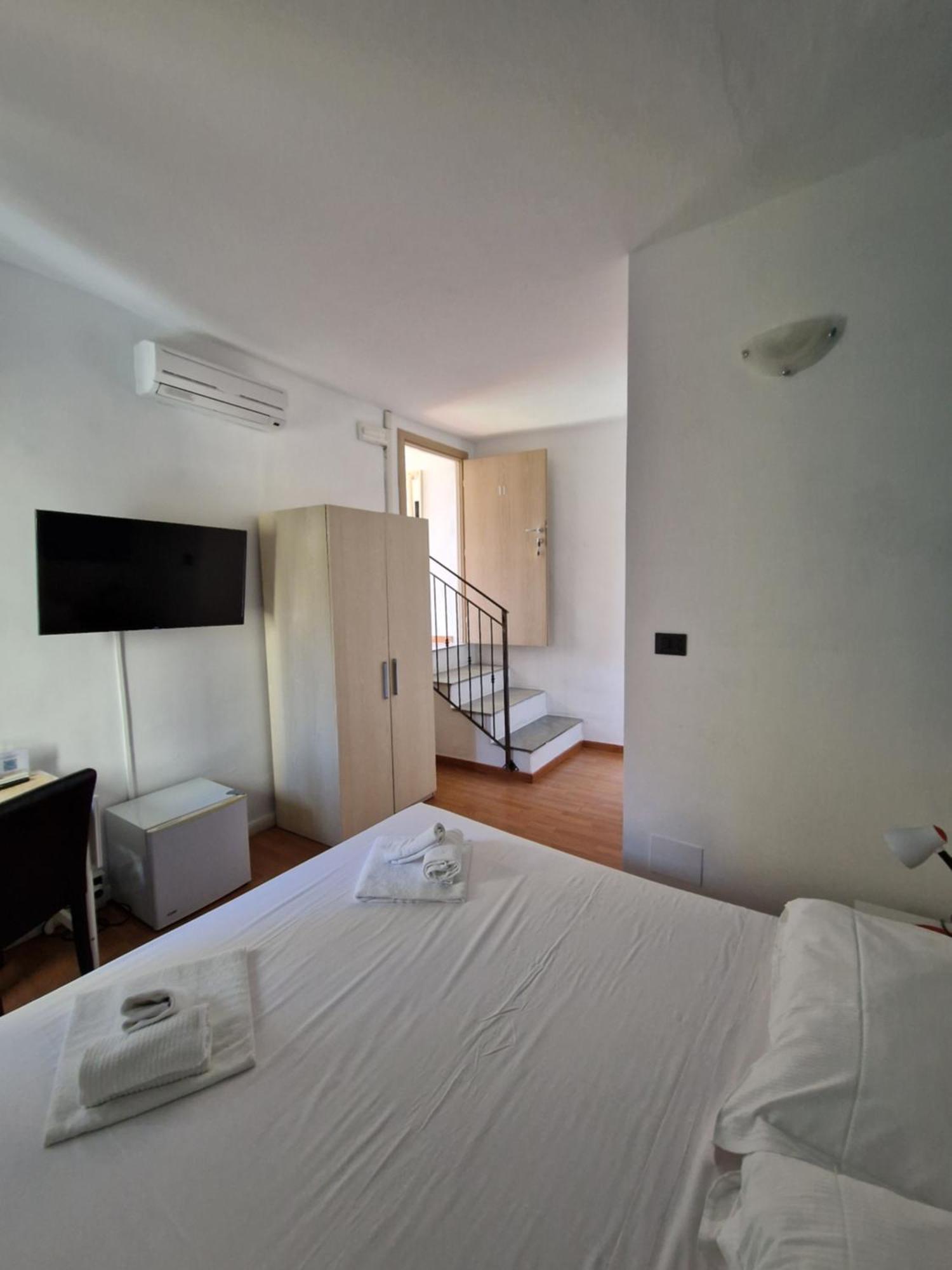 Vela Bianca H & R Otel Diano Marina Oda fotoğraf